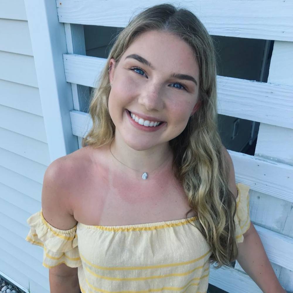 Meet your Posher, Maddie